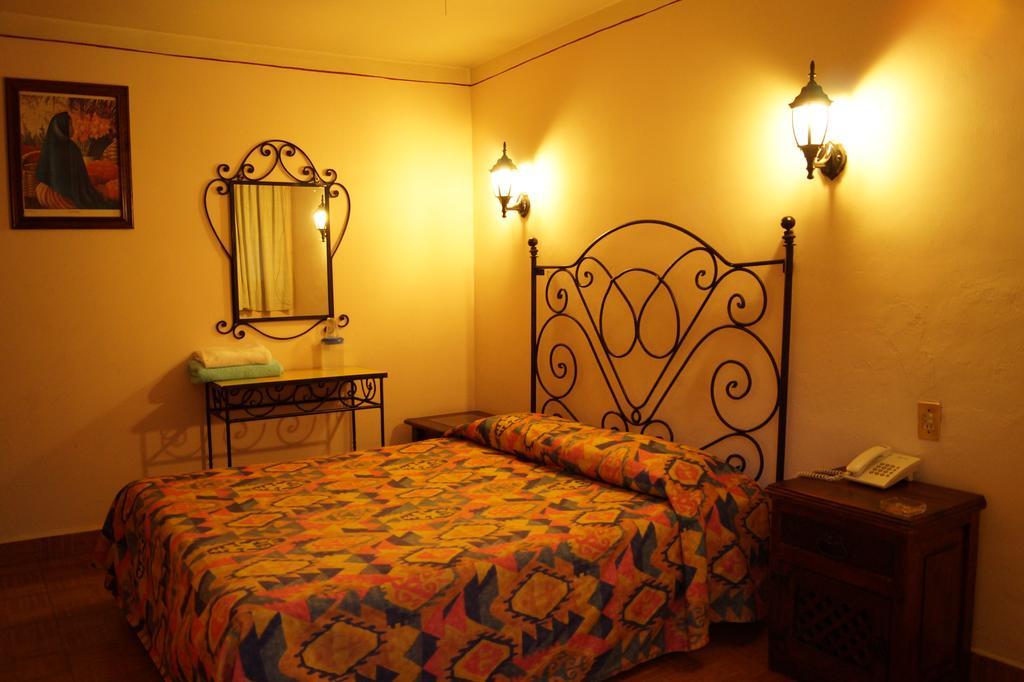 Arisa Hotel Oaxaca Екстериор снимка